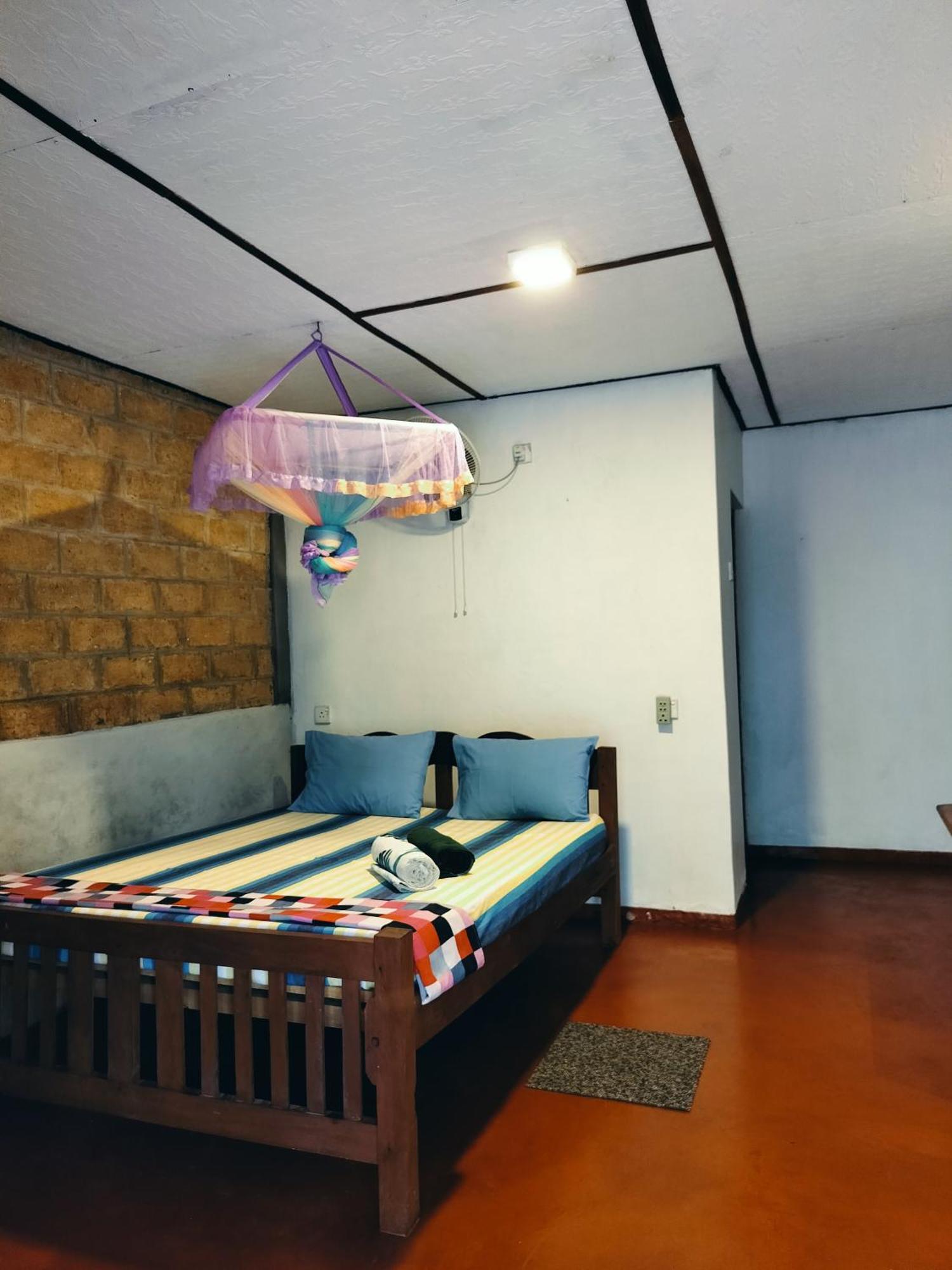 Nancy Guest Hotel Мириса Екстериор снимка