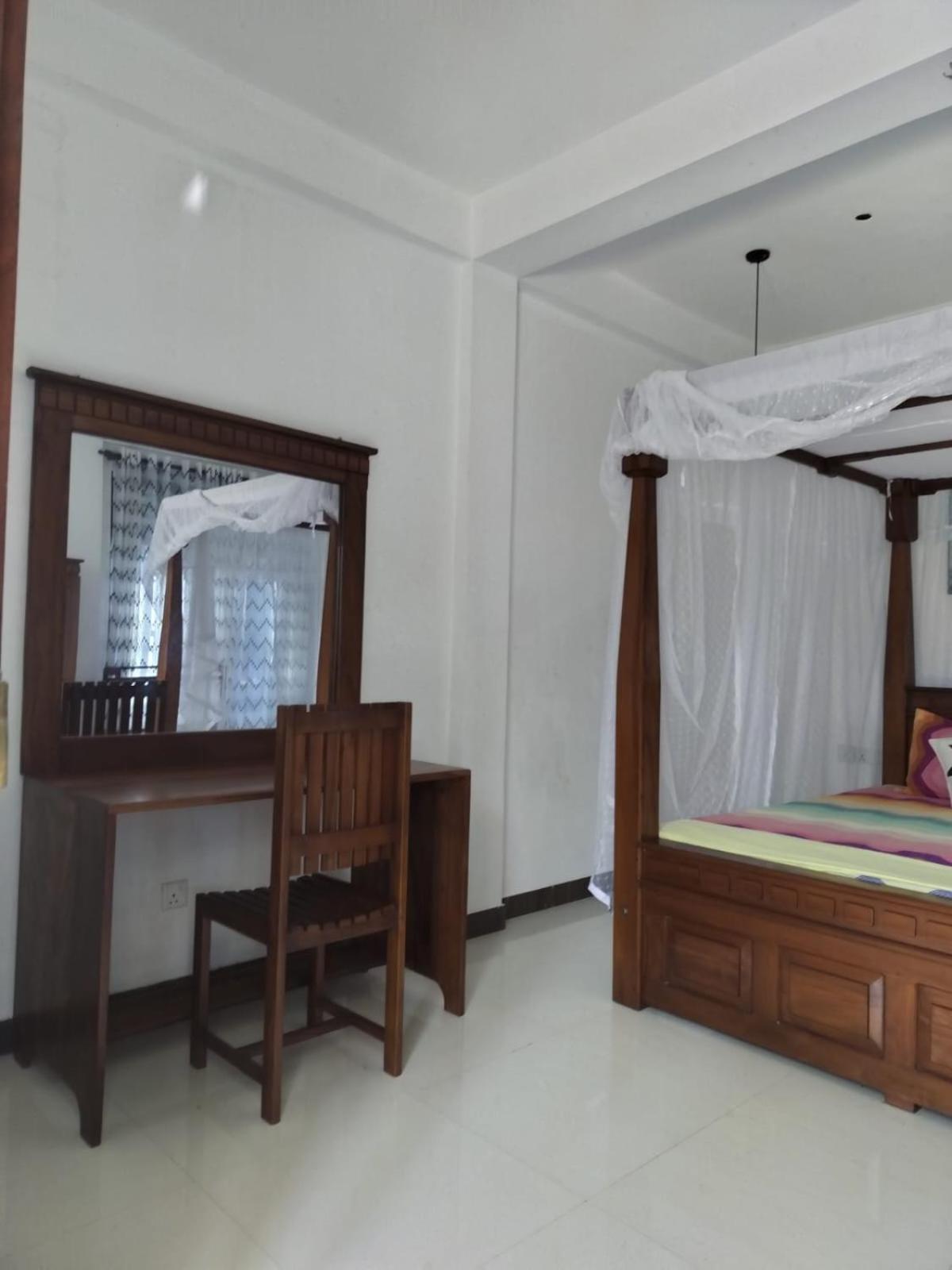 Nancy Guest Hotel Мириса Екстериор снимка
