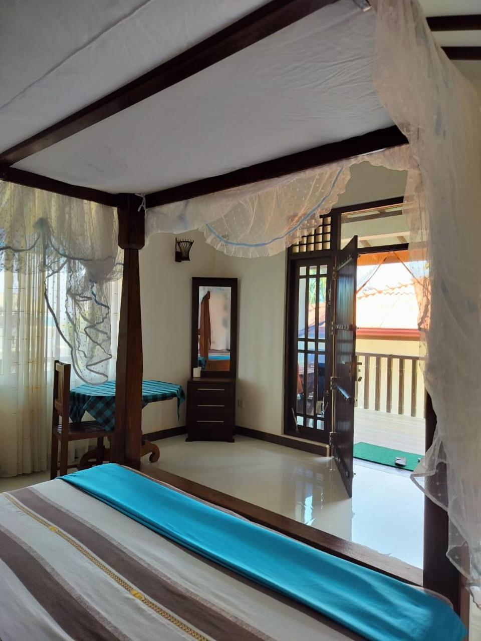 Nancy Guest Hotel Мириса Екстериор снимка