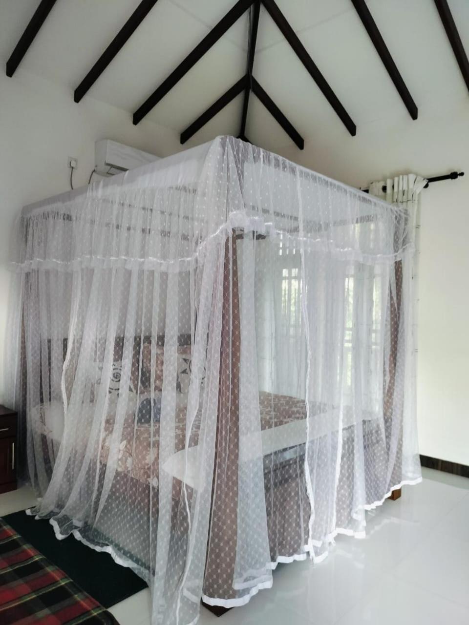 Nancy Guest Hotel Мириса Екстериор снимка