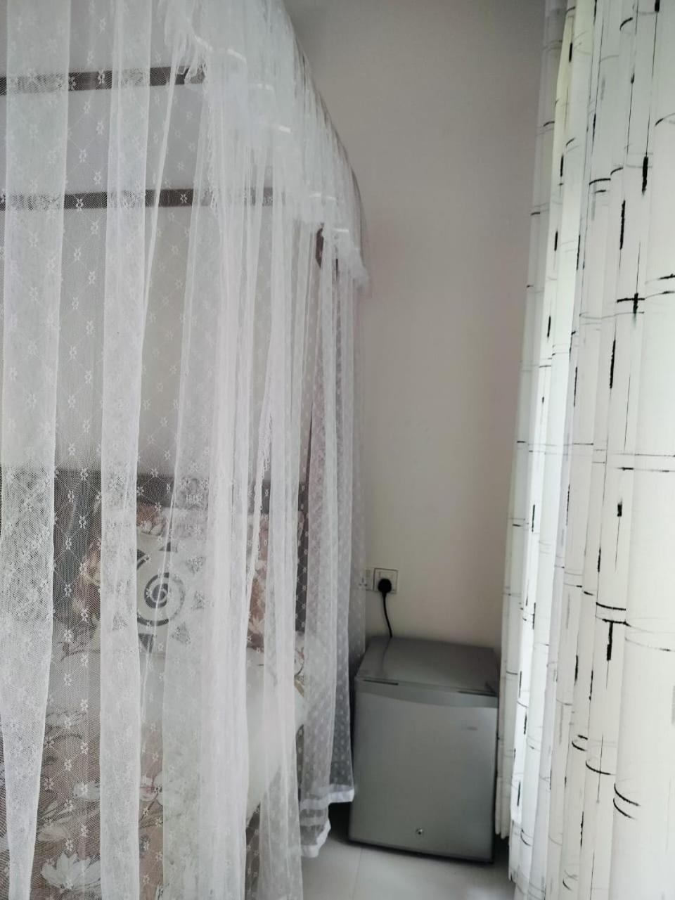 Nancy Guest Hotel Мириса Екстериор снимка