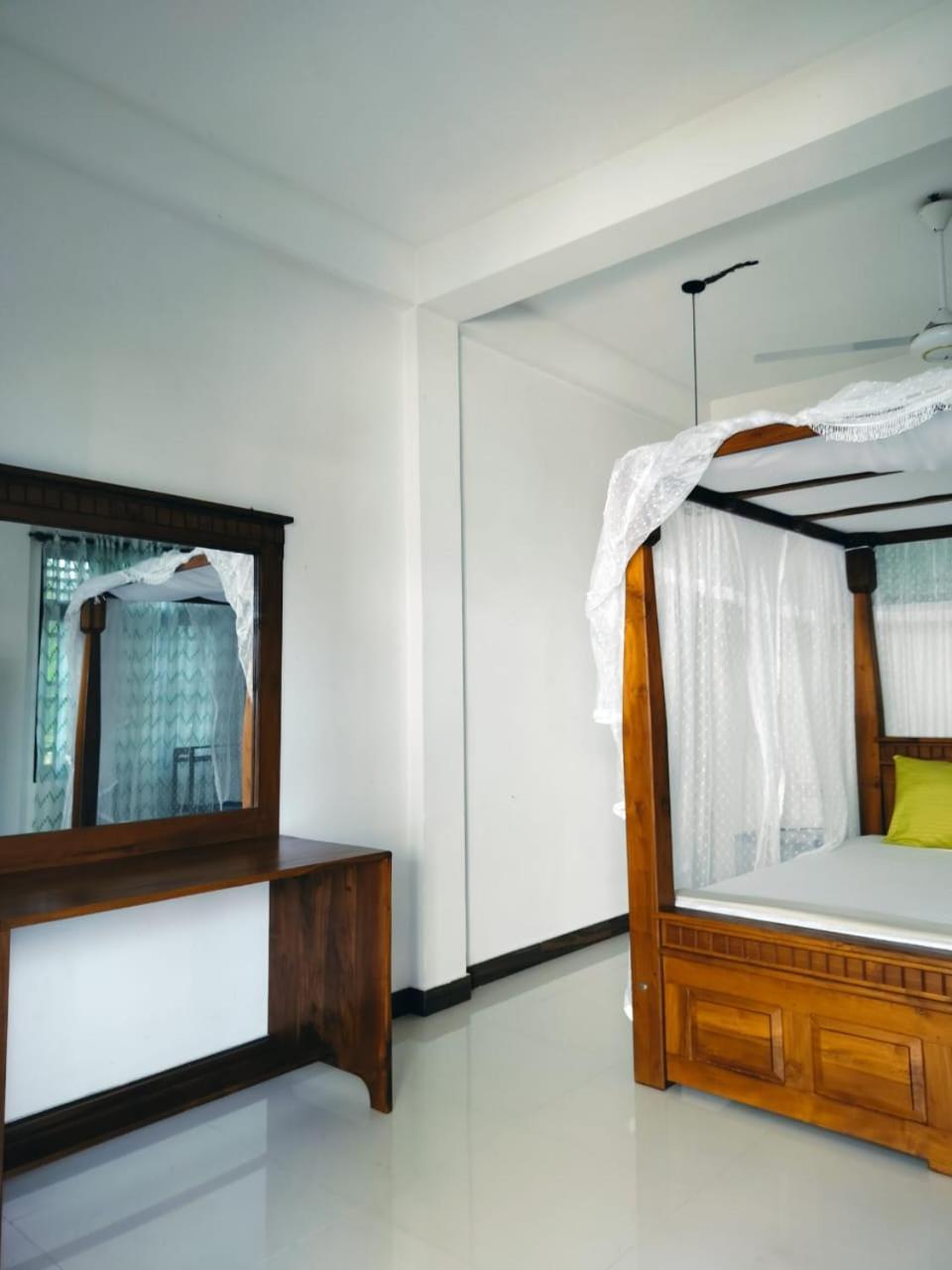 Nancy Guest Hotel Мириса Екстериор снимка